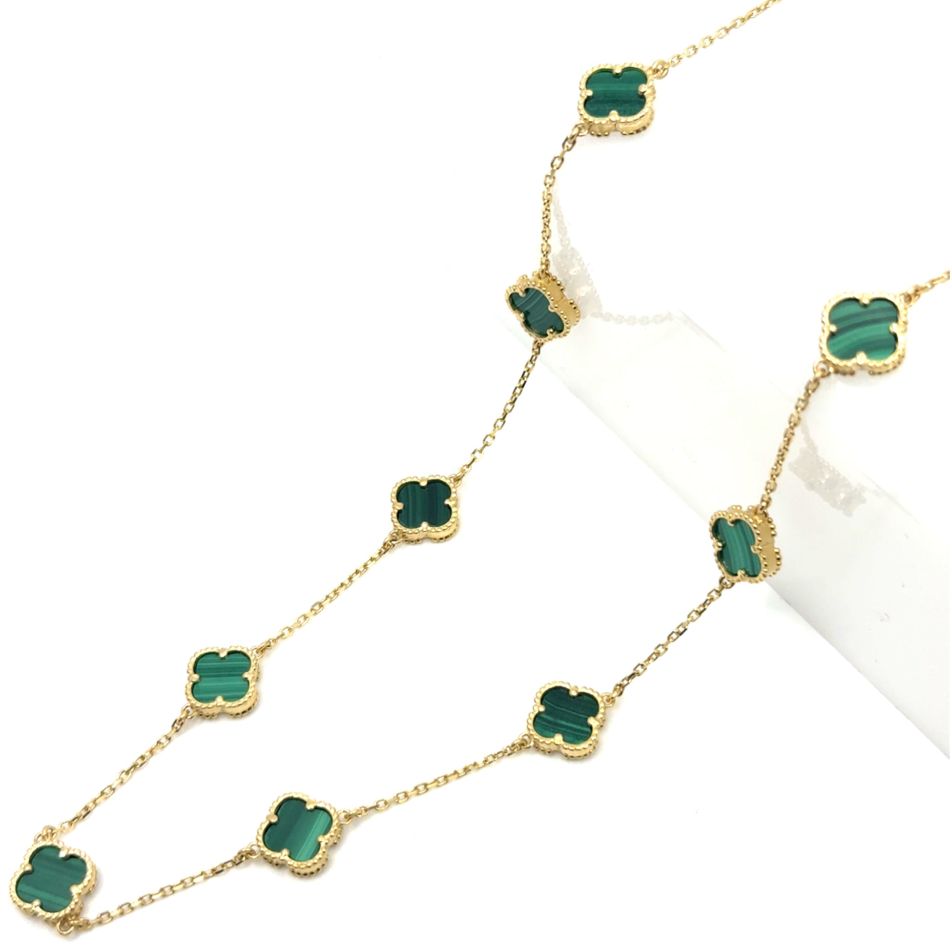 14K Solid Gold Clover Small Necklace