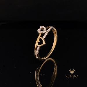 
                  
                    10Kt Gold and  Diamonds Heart Ring
                  
                