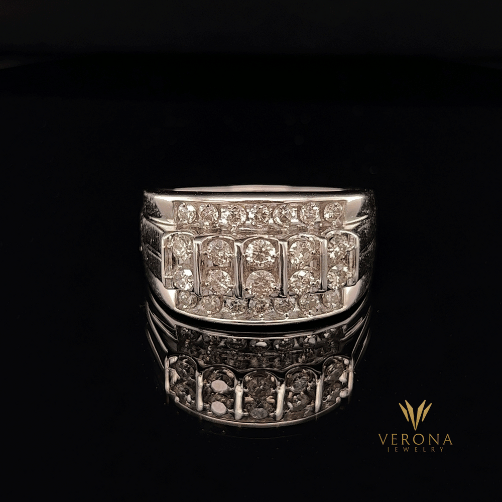 
                  
                    10Kt Gold and Diamonds Band Wg Ring
                  
                