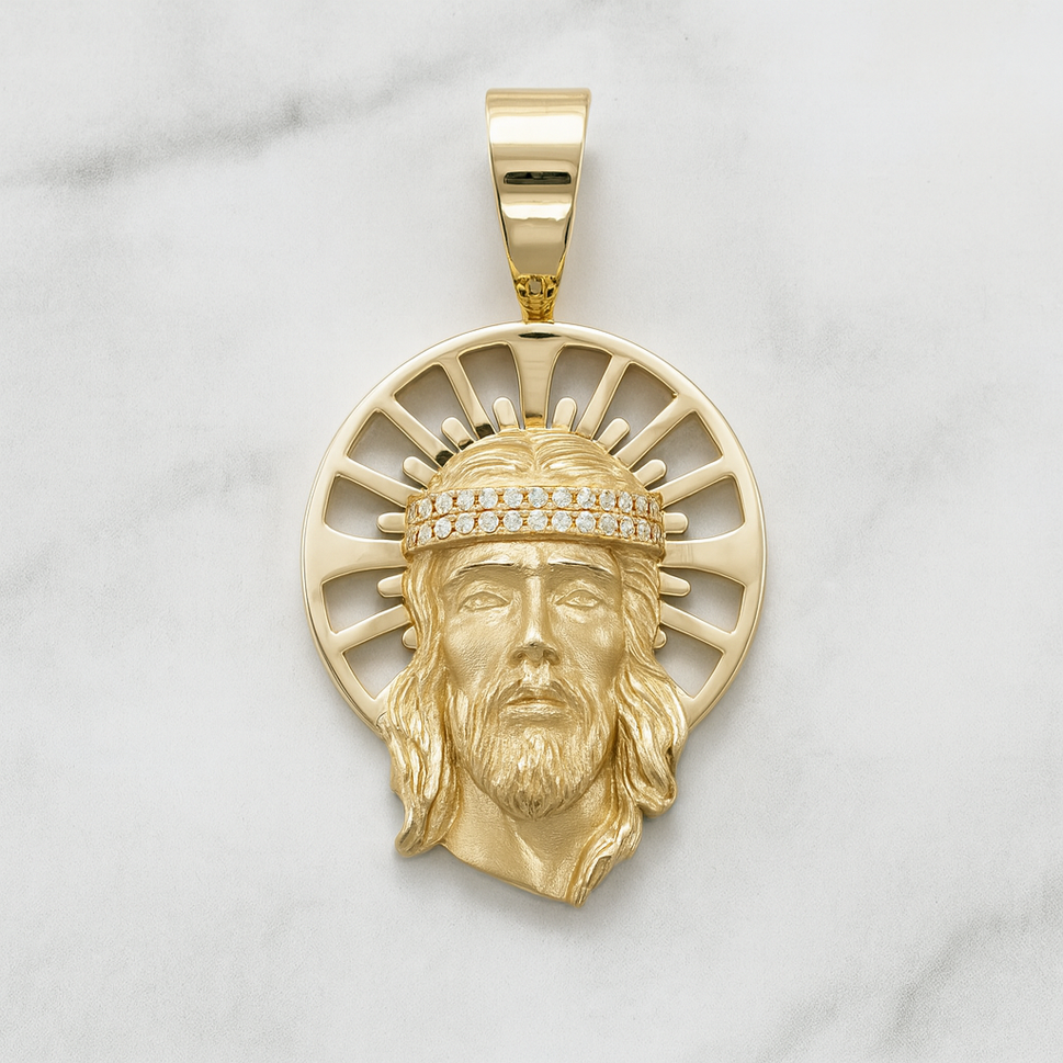14K Gold Jesus Face Round Background  Pendant