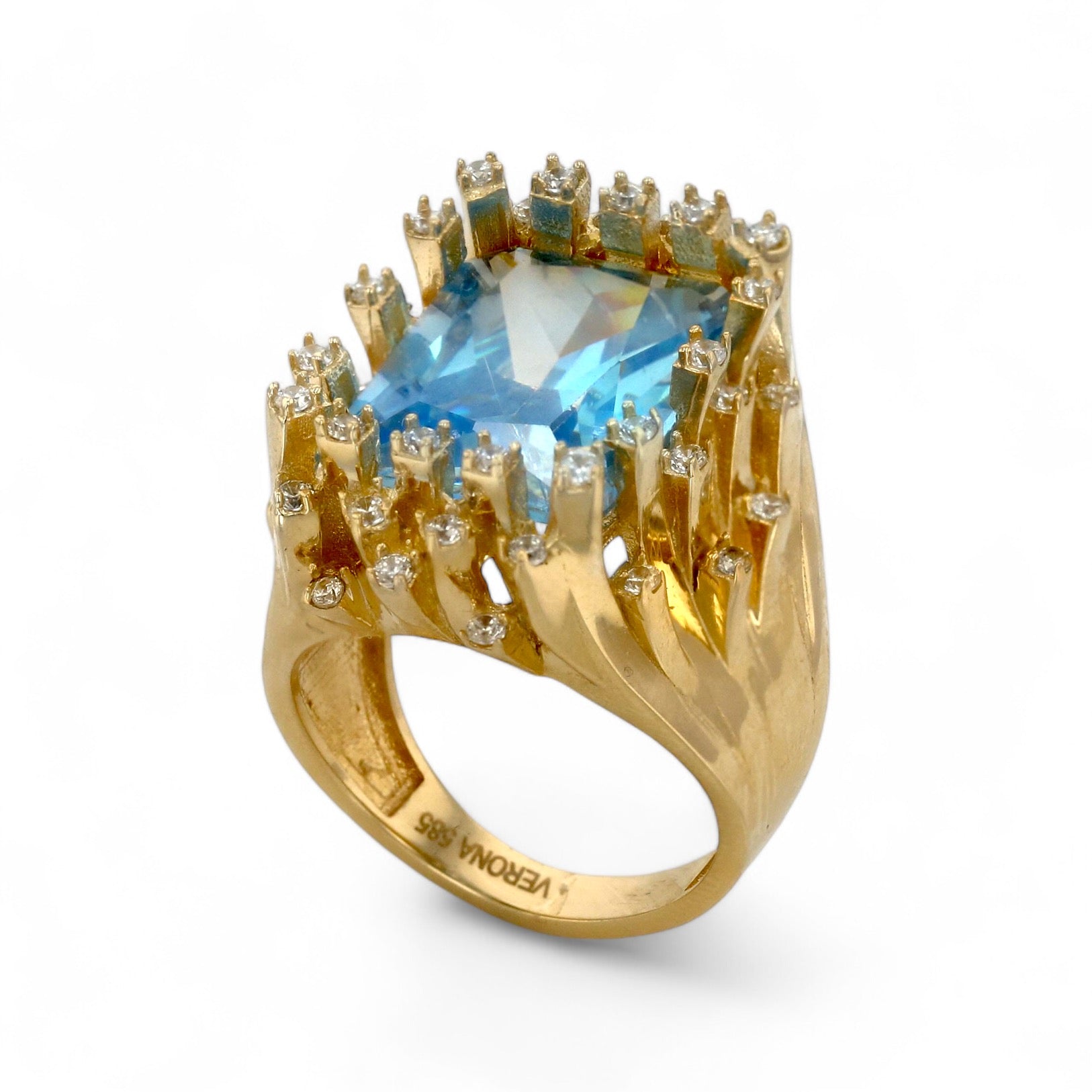 14K Yellow Gold Cleopatra Ring with Topaz