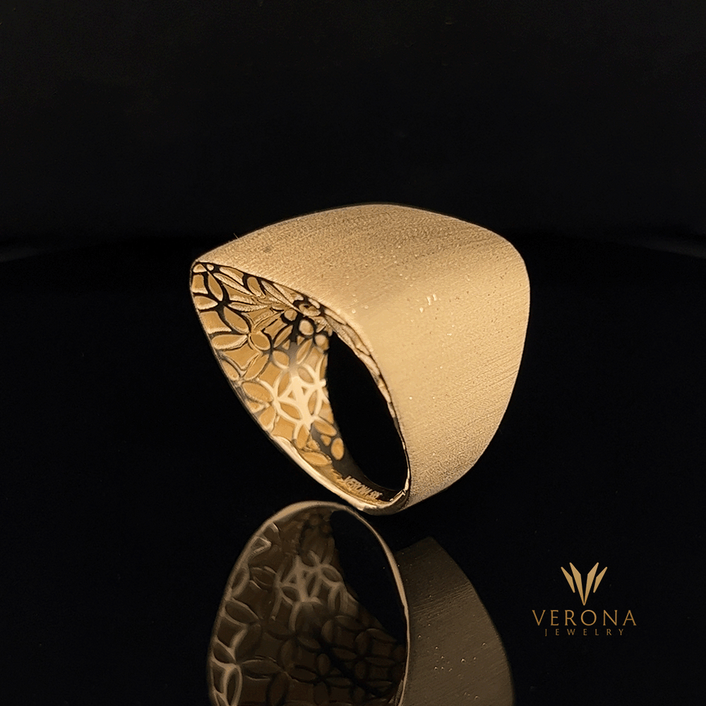 
                  
                    14Kt Gold Lili Ring
                  
                